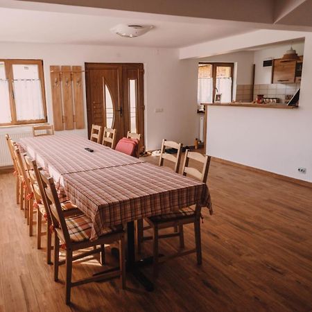 Готель Casa Bunicilor Nucsoara  Екстер'єр фото